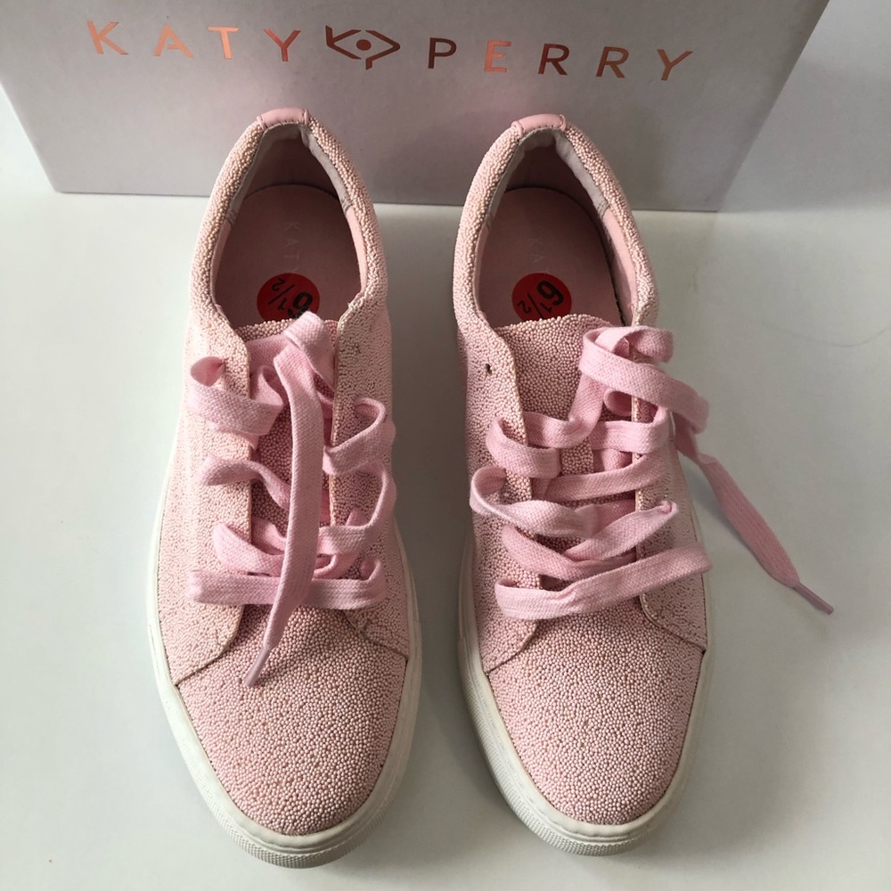 1 hr sale 🌹katey perry sneaker 🌹